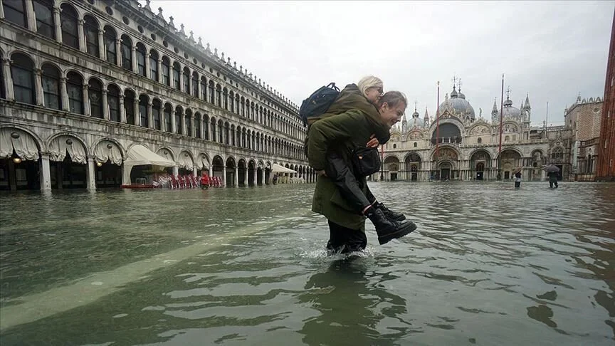إيطاليا/ إرتفاع حصيلة ضحايا الفيضانات
