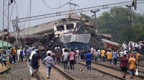 الهند تكشف عن سبب كارثة القطارات الثلاث