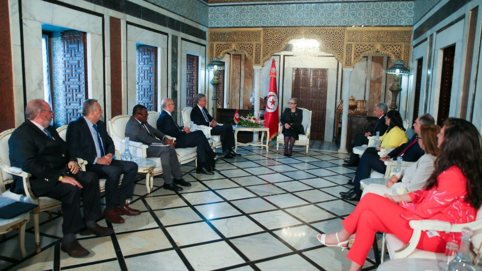 بقيمة نصف مليار دولار سنويا/ البنك الدولي يموّل مشاريع  في تونس