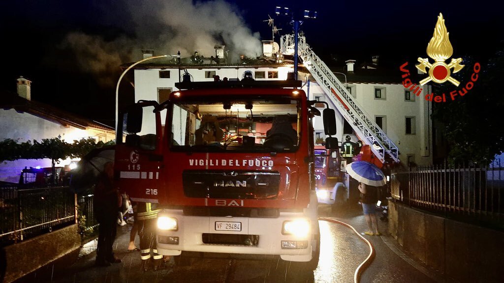 إيطاليا / مقتل 6 اشخاص وإصابة 81 آخرين في حريق بدار للمسنين في ميلانو