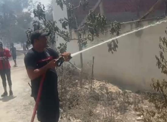 حريق بغابة عين زغوان  في العاصمة (صور)