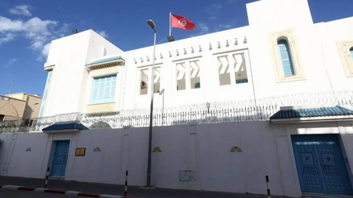 ليبيا / السفارة التونسية تدعو الجالية للحيطة والحذر