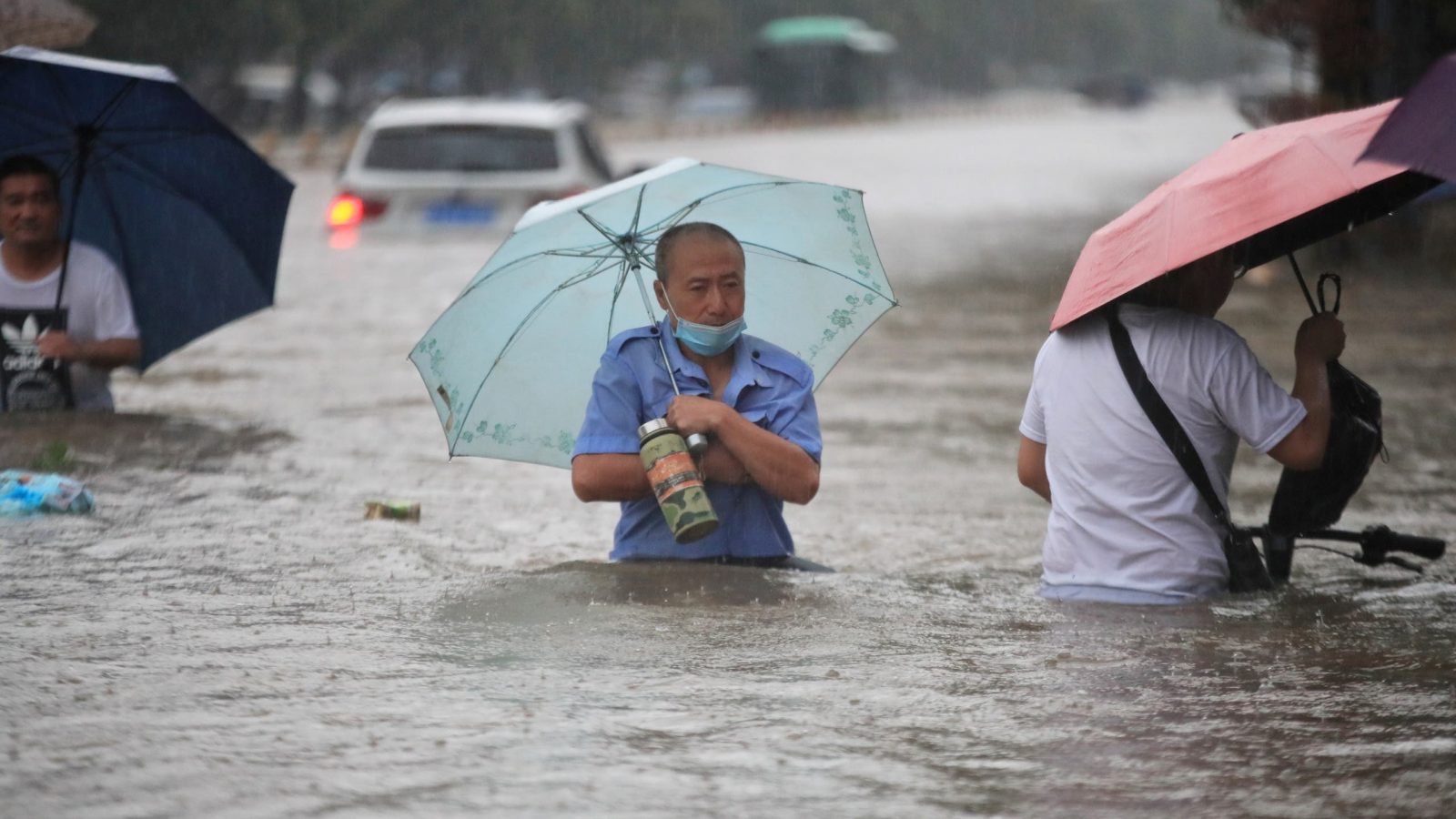 فيضانات الصين تواصل حصد الأرواح