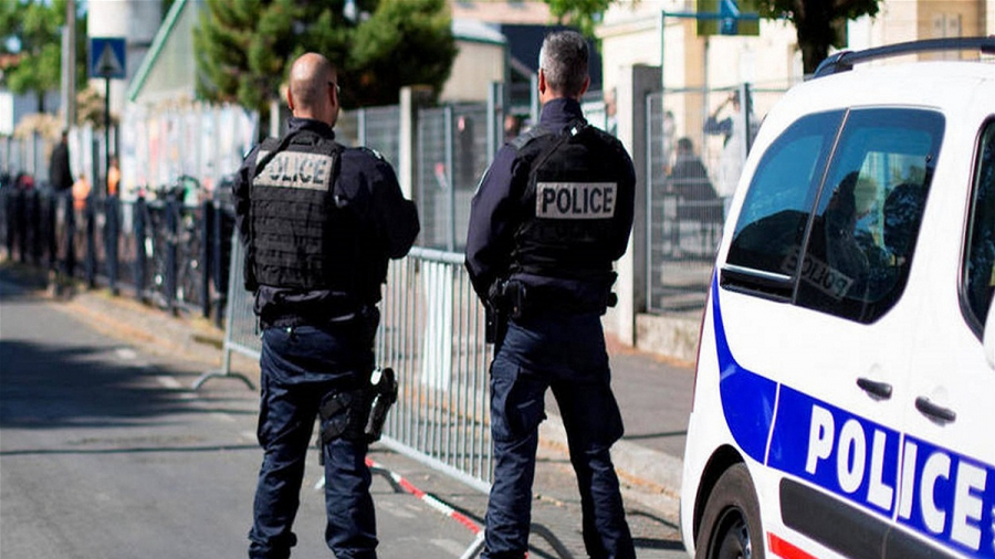 وفاة شاب تركي في فرنسا بسيارة الشرطة تنبؤ بتجدد الإحتجاجات