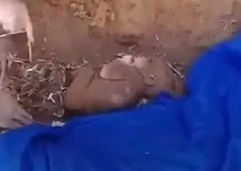 زلزال المغرب/ انتشال رضيعة حية من تحت الأنقاض (فيديو)