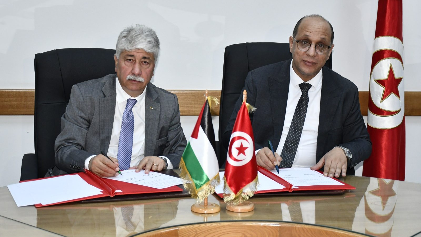 آليات مقاومة الفقر..امضاء اتفاقية بين تونس وفلسطين