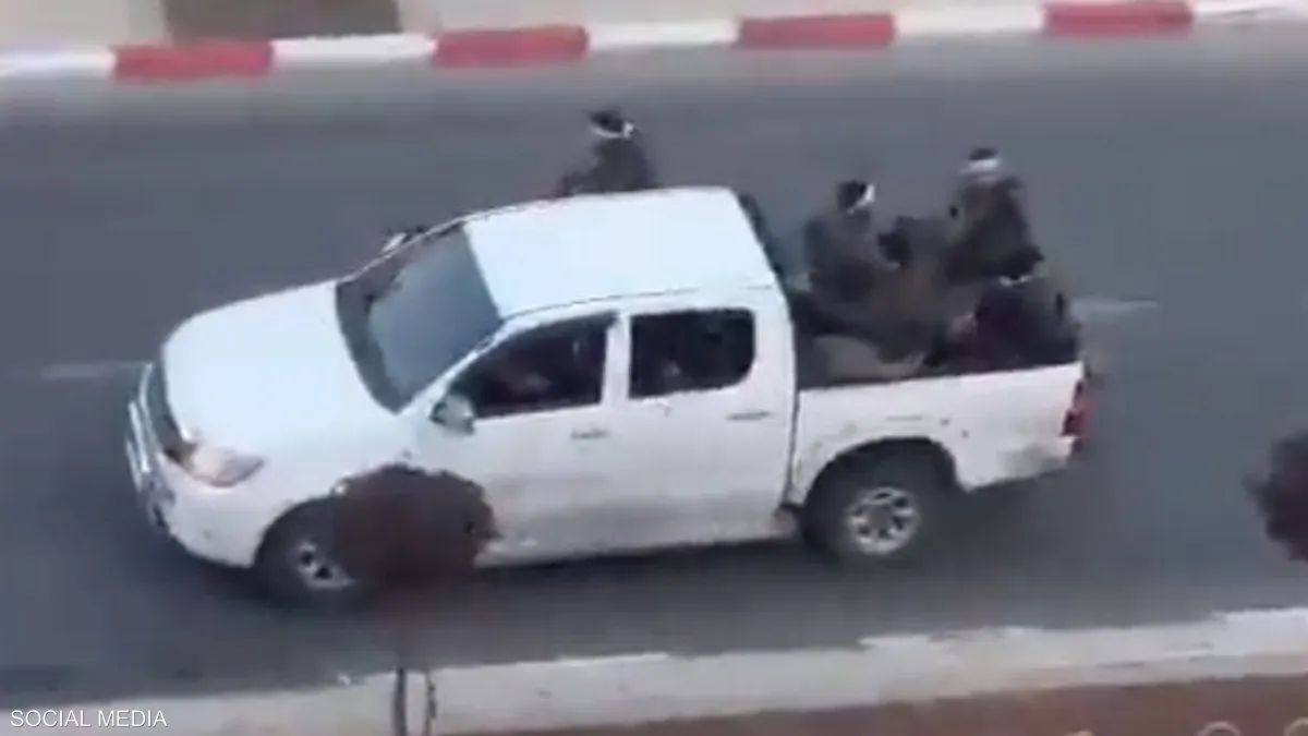 شاهد/ تسلل عشرات المسلحين من قطاع غزة إلى إسرائيل