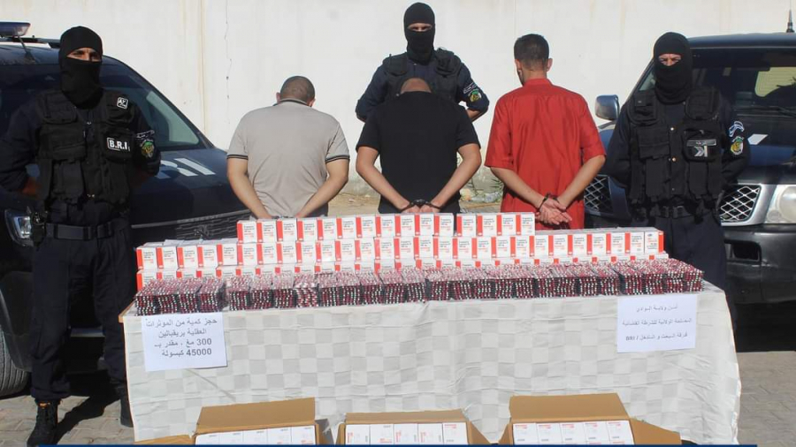 الجزائر: حجز 45 ألف قرص مخدّر على الحدود مع تونس