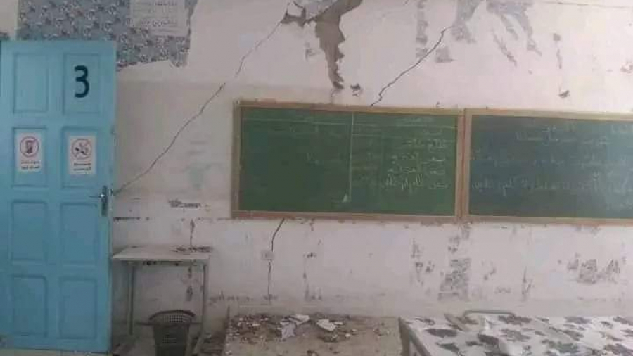 بوعرادة/ سقوط جزء من سقف قسم مدرسة ابتدائية (صور)