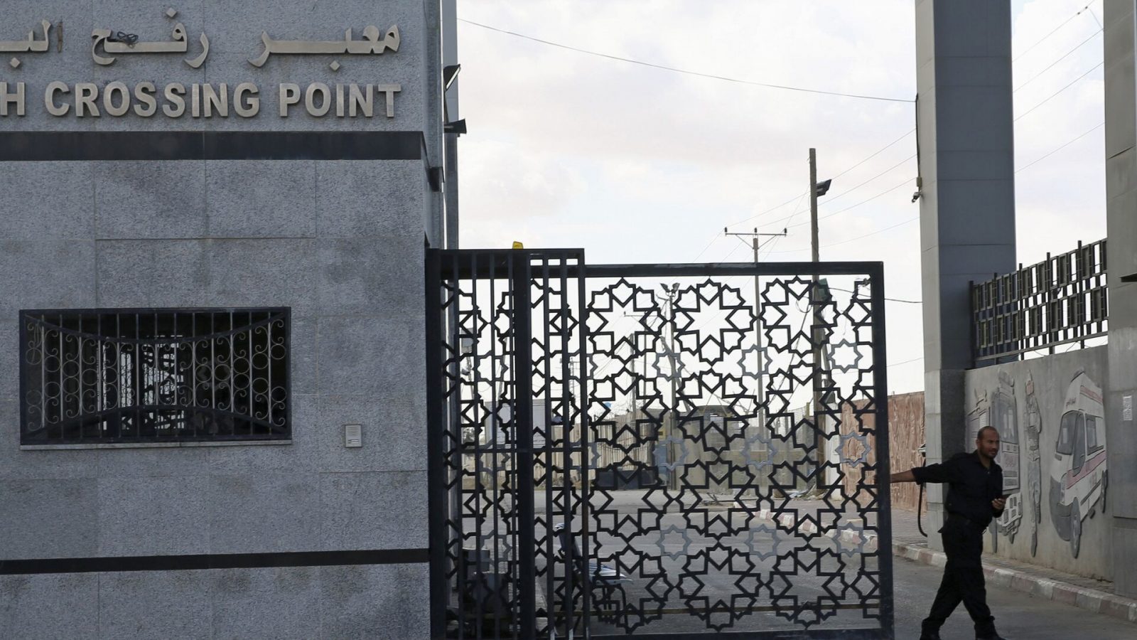 مصدر من الأونوروا لـ”تونس الآن”: المعبر مازال مغلقا والقصف متواصل