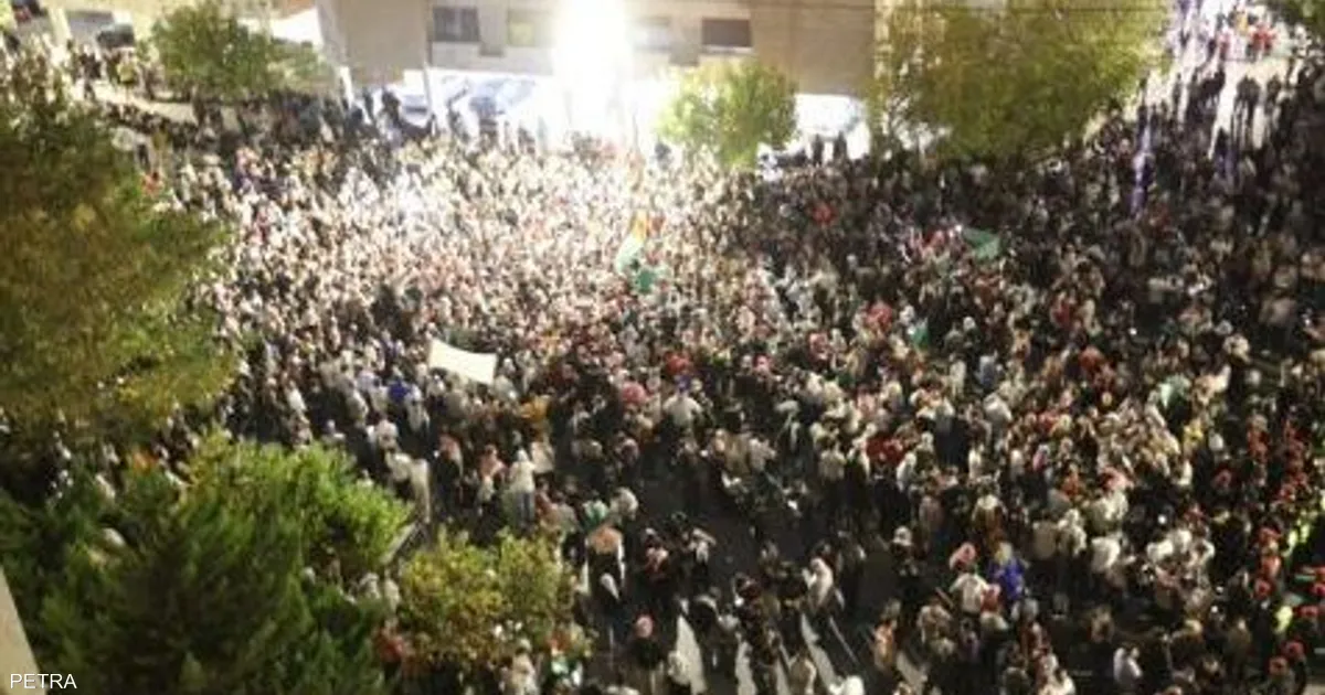 نيويورك/ إيقاف المئات في تظاهرة يهودية دعماً لغزة (فيديو)