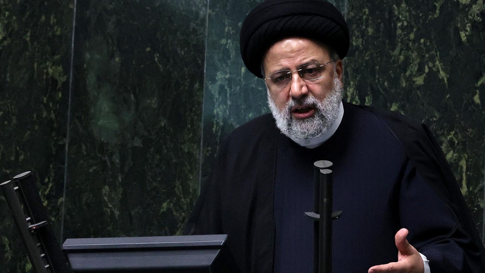 رئيس ايران يطالب بإنهاء “الإبادة البشرية” في غزة