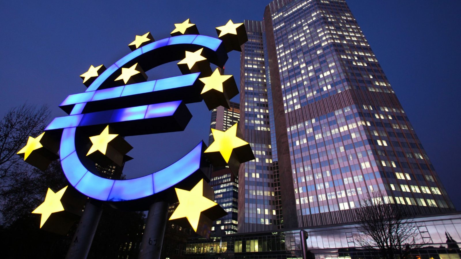 تقرير لـQNB: منطقة اليورو على حافة الركود