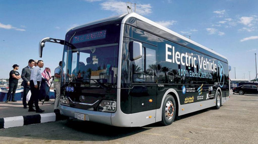وزير النقل.. 25 % من الصفقات المستقبلية ستخصص للحافلات الكهربائية