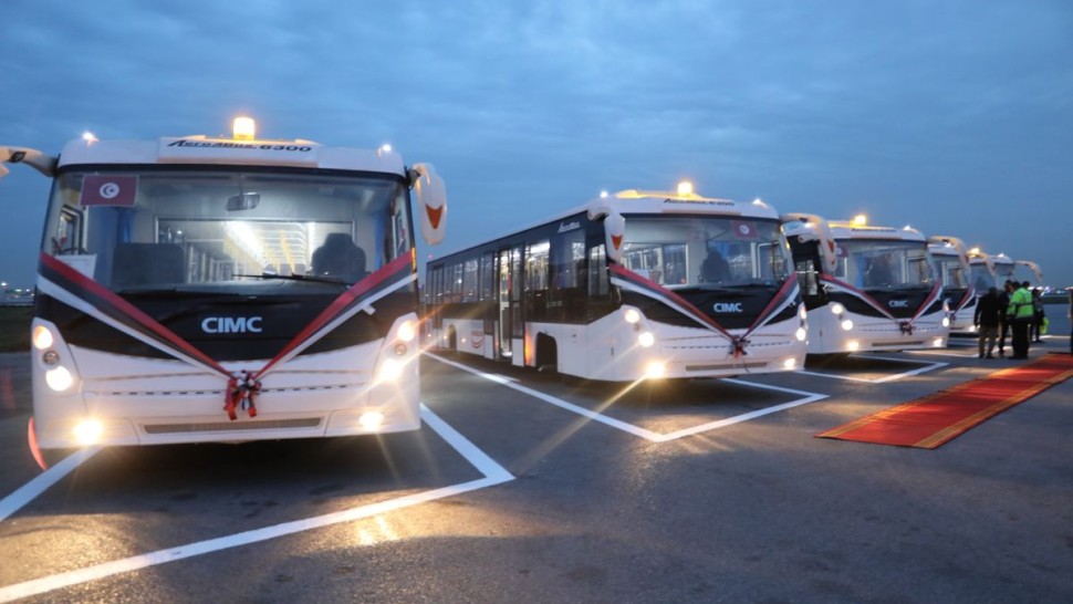 مطار تونس قرطاج/ حافلات جديدة لنقل المسافرين من وإلى الطائرات