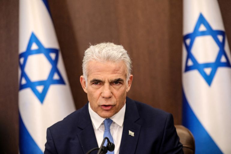 لابيد يحذر الوزراء الإسرائيليين من تصريحاتهم