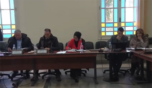ممثل عن وزارة الاقتصاد في جلسة استماع بالبرلمان (فيديو)