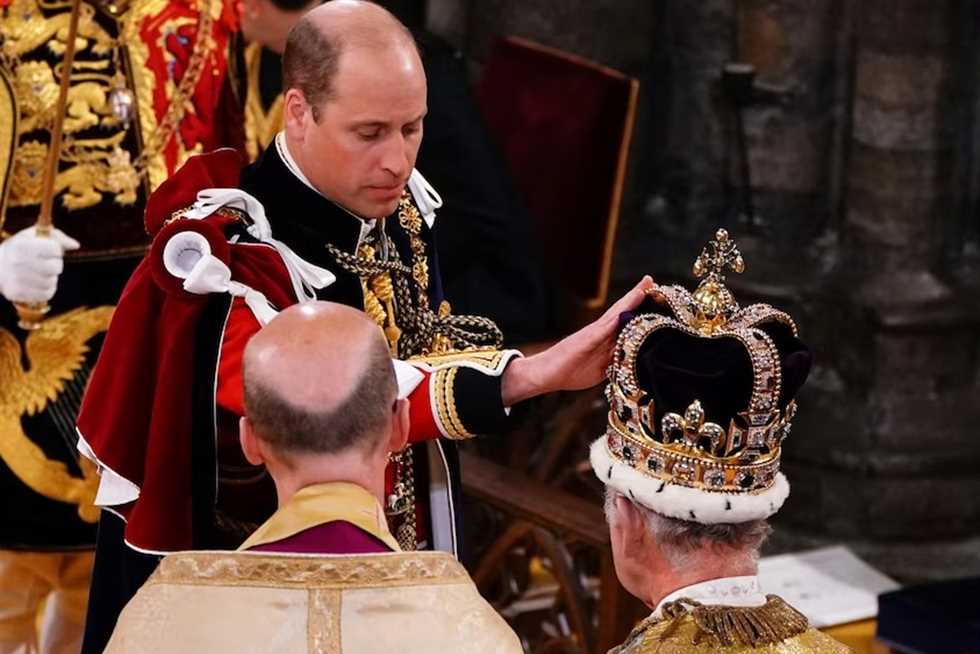 هل سيتنازل الملك تشارلز الثالث عن العرش لصالح ابنه الأمير ويليام؟