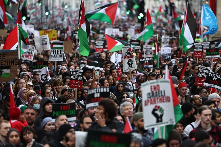 100 مسيرة بعشرات الدول تضامنا مع غزة