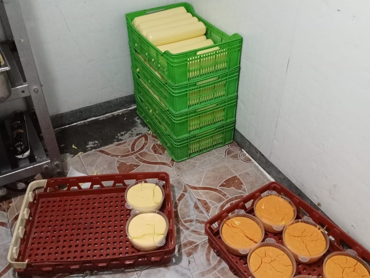 القيروان/ مداهمة مصنع عشوائي للجبن (صور)