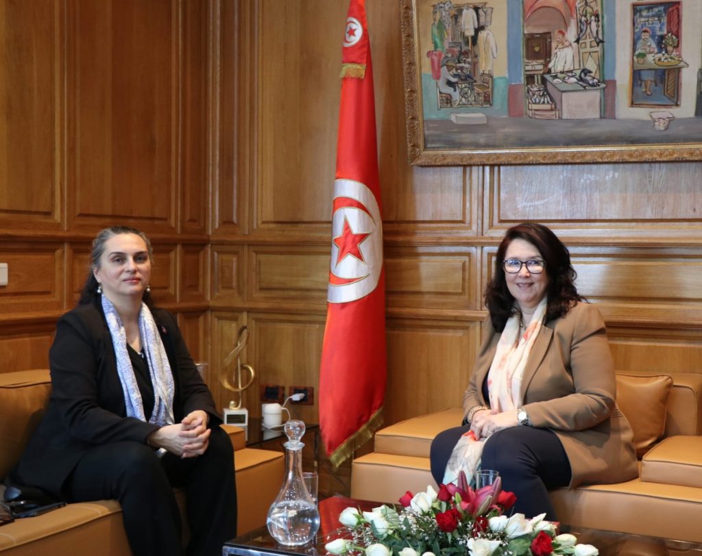 وزارتا البيئة والثقافة تطلقان مبادرة مدينة تونس دون بلاستيك