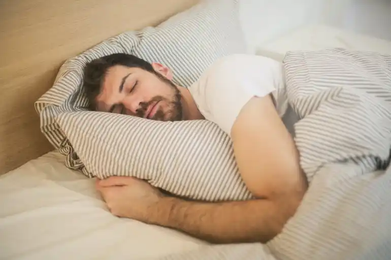 دراسة.. هذا النمط من النوم قد يضاعف مخاطر الإصابة بالسكري
