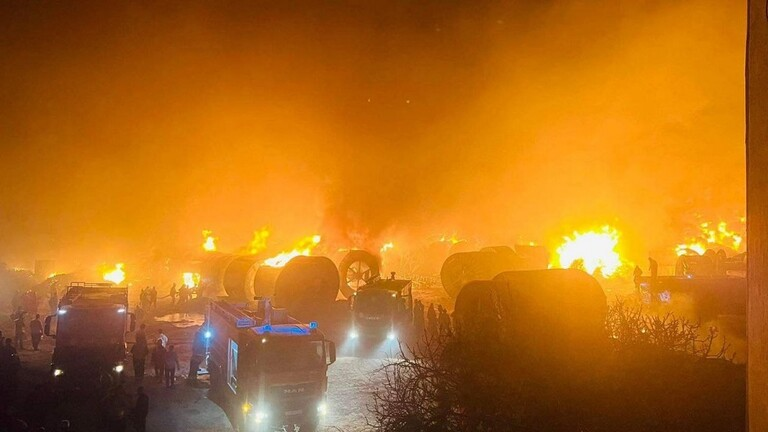 ليبيا/ إصابات في حريق ضخم بمخازن شركة الكهرباء (صور+ فيديو)