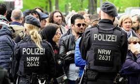 ألمانيا... الشرطة تقطع الكهرباء عن مؤتمر مساند لغزة