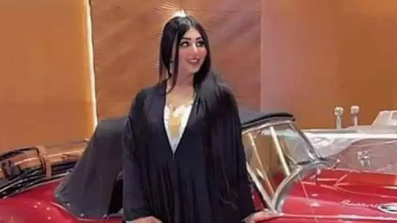 فيديو يوثق قتل بلوغر عراقية في سيارتها