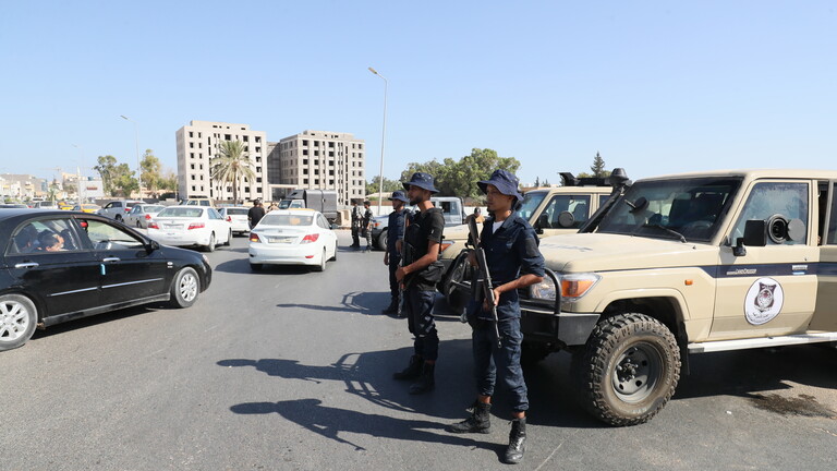 طرابلس.. سقوط ضحايا في اشتباكات بين مجموعتين مسلحتين