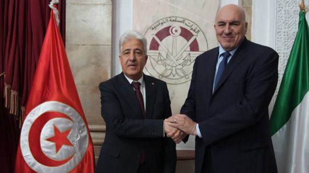 فحوى اللقاء بين وزيري الدفاع التونسي والايطالي