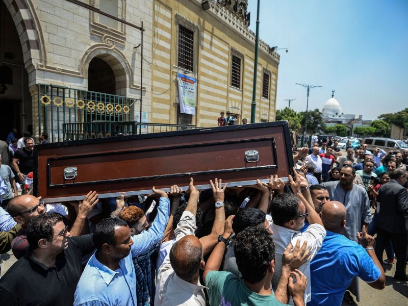 نائب مصري يتقدم بتعديل تشريعي لتنظيم تصوير الجنازات