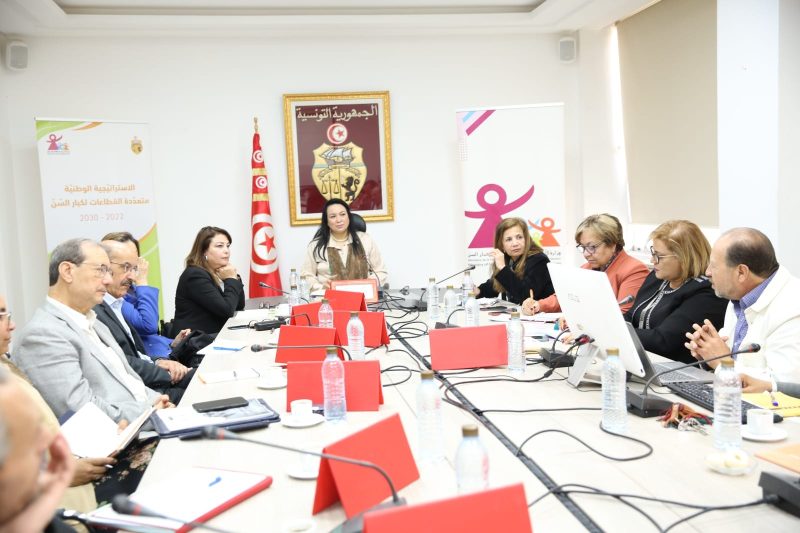 وزارة المرأة... المجتمع التونسي تحول من فتّي الى مجتمع في بداية التهرّم