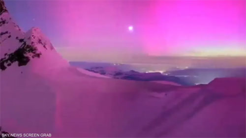 مشاهد نادرة لسماء أوروبا تحت العاصفة الشمسية (فيديو+صور)