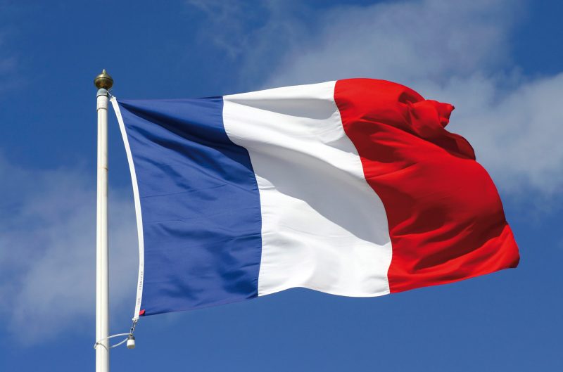 فرنسا تلغي مشاركة شركات للاحتلال في معرض للدفاع والأمن