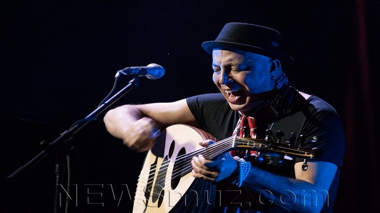 التونسي ظافر يوسف يقدم عرضا في مهرجان الجاز بشرق سيبيريا