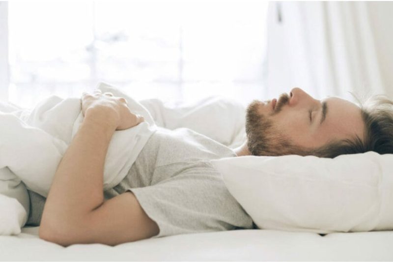النوم أقل من 7 ساعات يزيد من خطر الوفاة