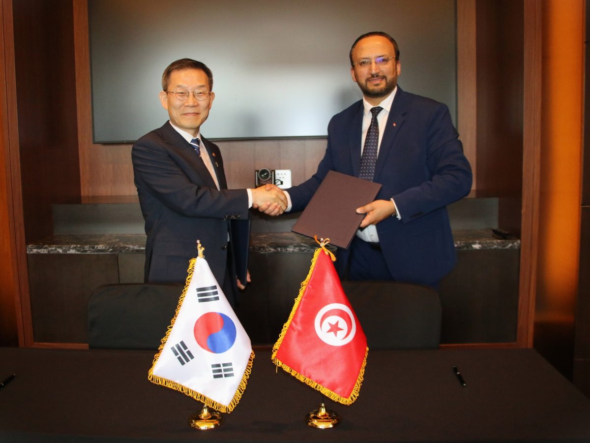 توقيع مذكرة بين تونس وكوريا في مجال تكنولوجيات المعلومات والاتصال