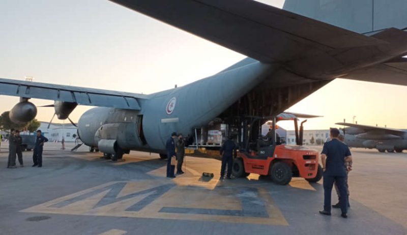 طائرة مساعدات تونسية لفلسطين تقلع هذا الصباح نحو مطار العريش