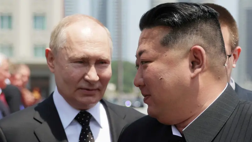 ماذا أهدى بوتين لزعيم كوريا ؟