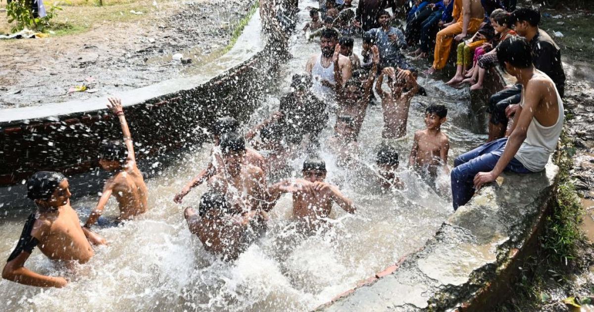 موجة حر تضرب الهند ووفاة 14 شخصا في يوم