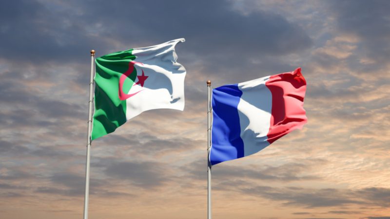 الجزائر تسحب سفيرها لدى باريس