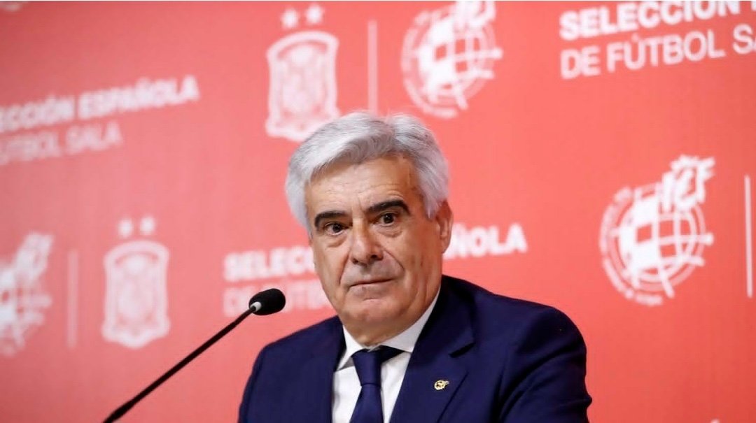 إيقاف رئيس الاتحاد الإسباني لكرة القدم