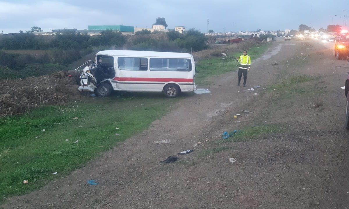 منوبة/ جرحى في حادث اصطدام “لواج” بشاحنة