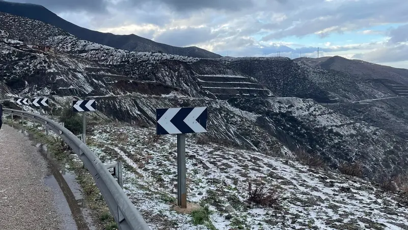 ثلوج قرب البحر في المغرب